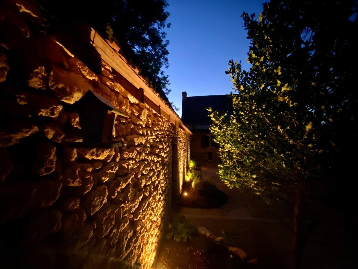 Domaine De Cazal - Gite 2 Pers Avec Piscine Au Coeur De 26 Hectares De Nature Preservee Villa Saint Cyprien Bagian luar foto