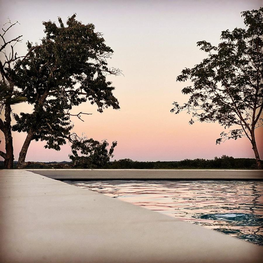 Domaine De Cazal - Gite 2 Pers Avec Piscine Au Coeur De 26 Hectares De Nature Preservee Saint Cyprien Bagian luar foto